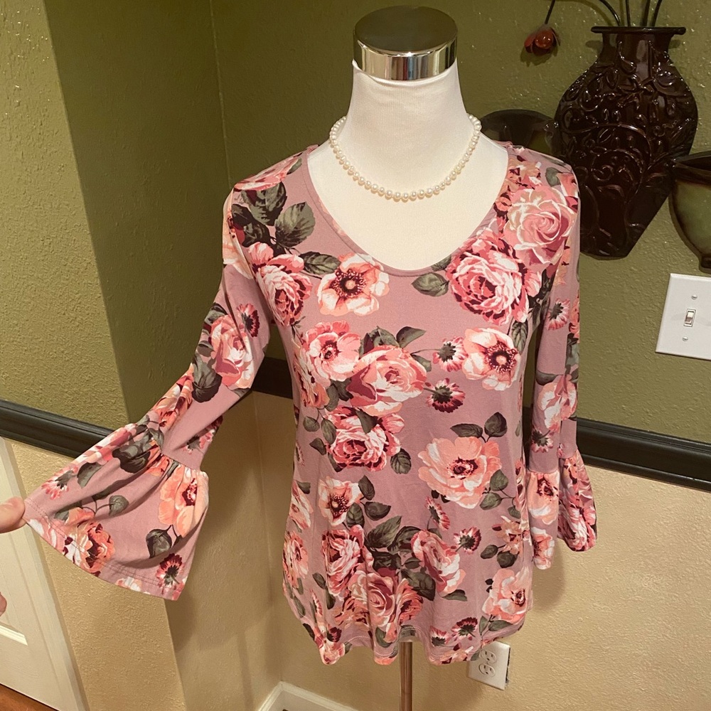 Mauve and floral bell sleeve top